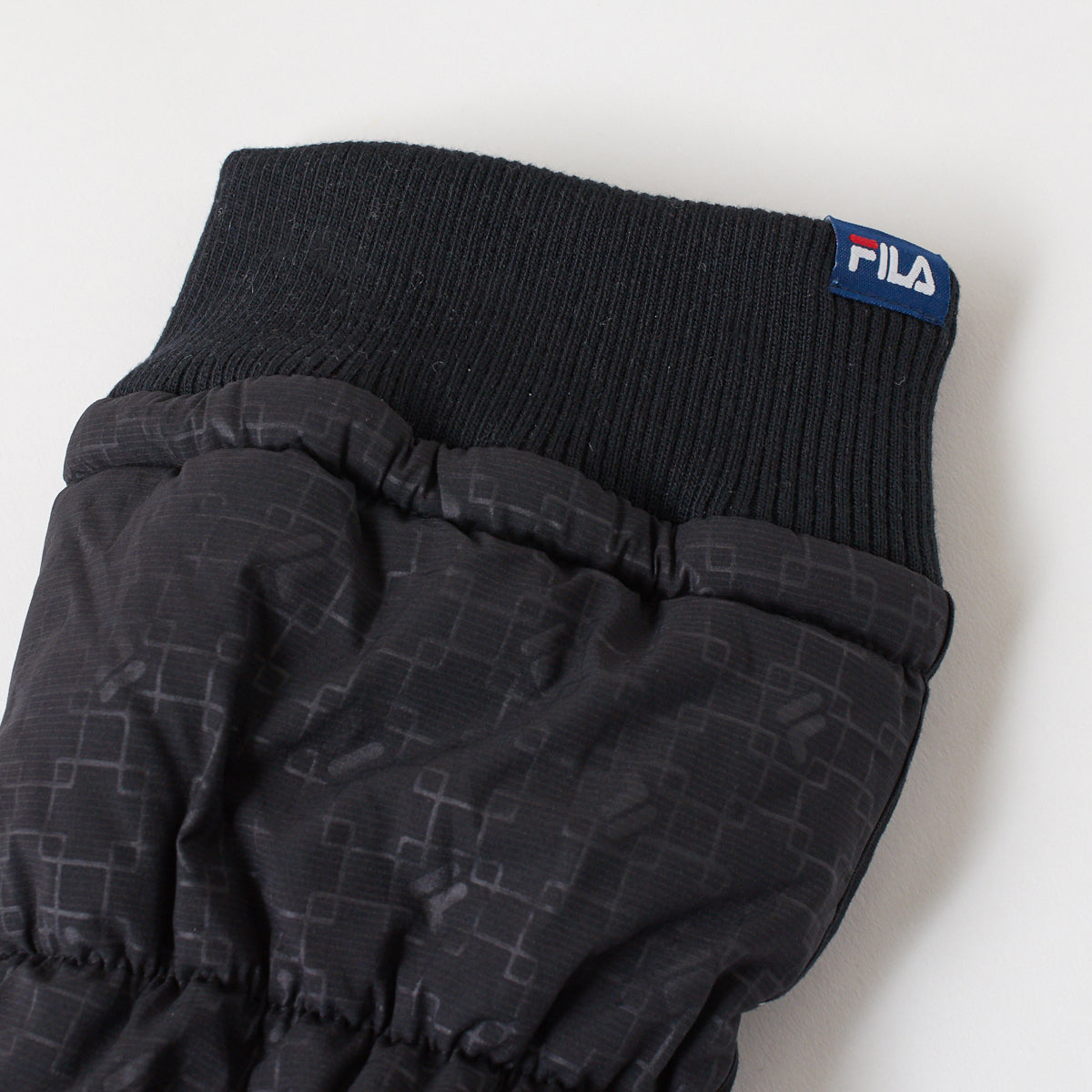 【FILA（フィラ）】ロゴテープレッグウォーマー